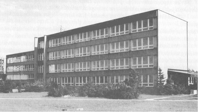 Současné sídlo Střední zdravotnické školy v Karviné